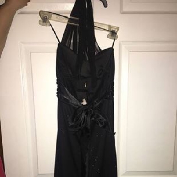 Beautiful Black Dress Mesh Halter Neck - Picture 2 of 2